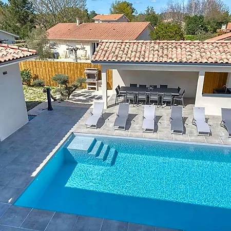 Des Ecureuils By Interhome * Lanton