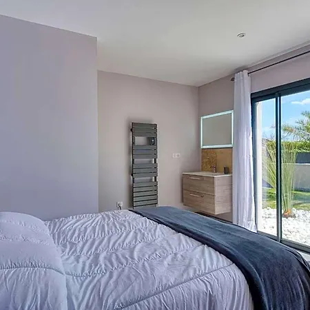 Vila Des Ecureuils By Interhome *